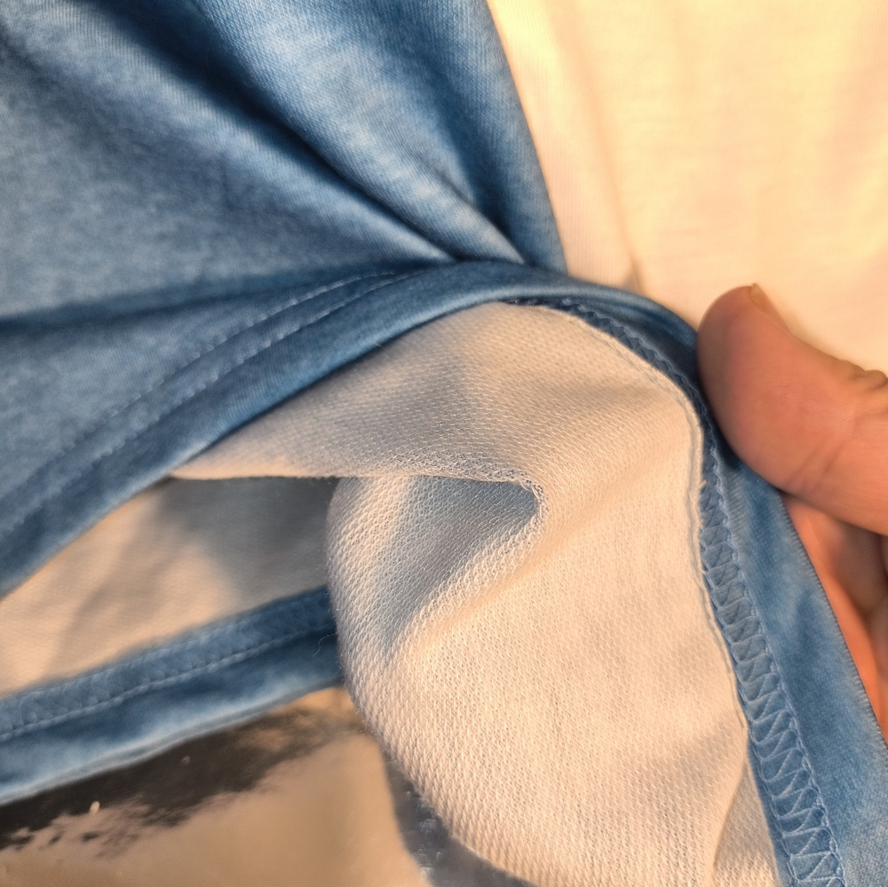 Blue and White Heart Long Sleeve Tunic Top - Picture 4 of 4